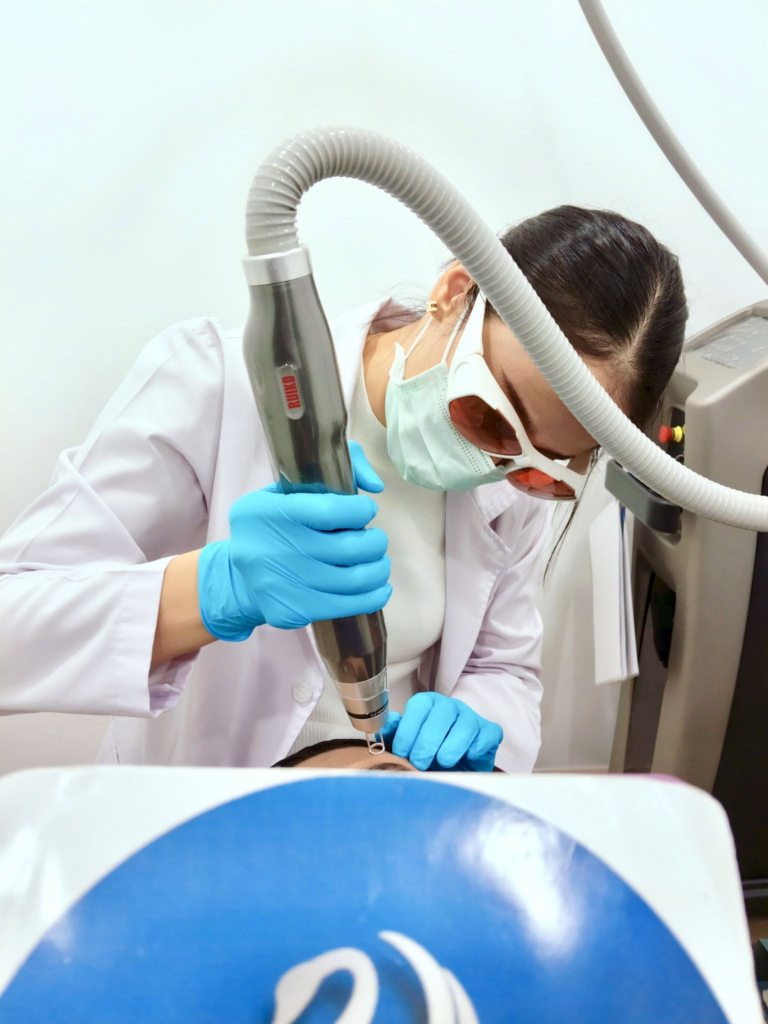 รีวิวคลินิกเสริมความงาม สุรินทร์ที่ AHPHA Clinic